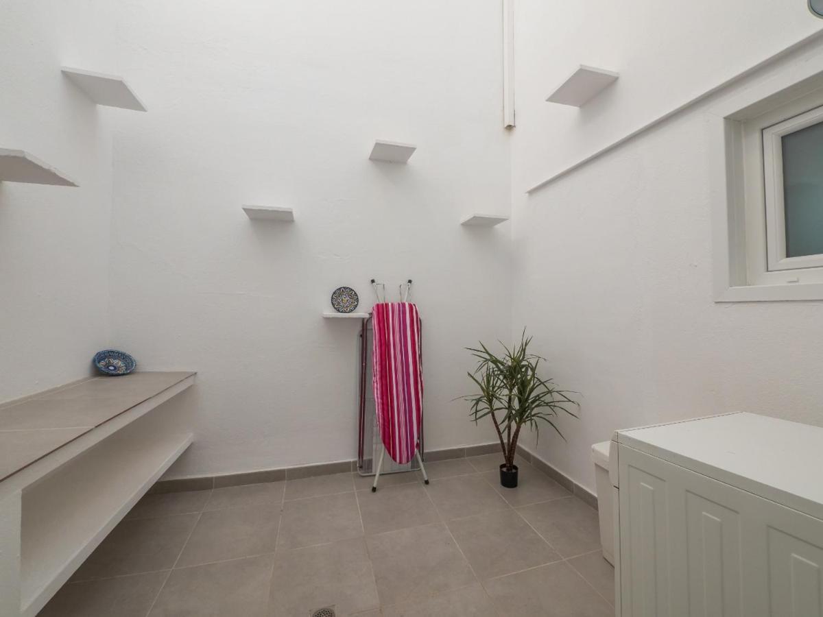 Agi Peater Center Apartment Росес Екстериор снимка