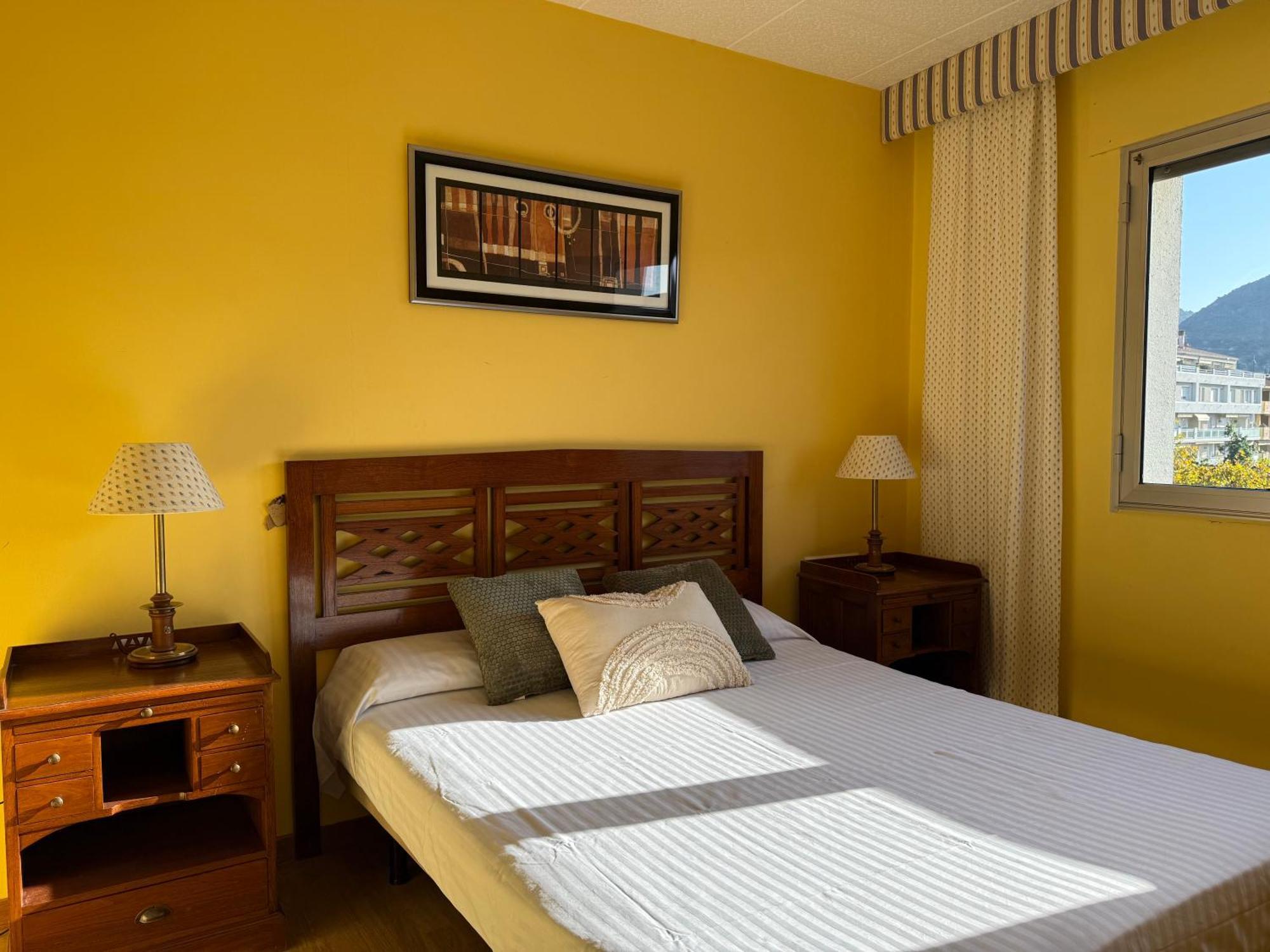 Agi Peater Center Apartment Росес Екстериор снимка
