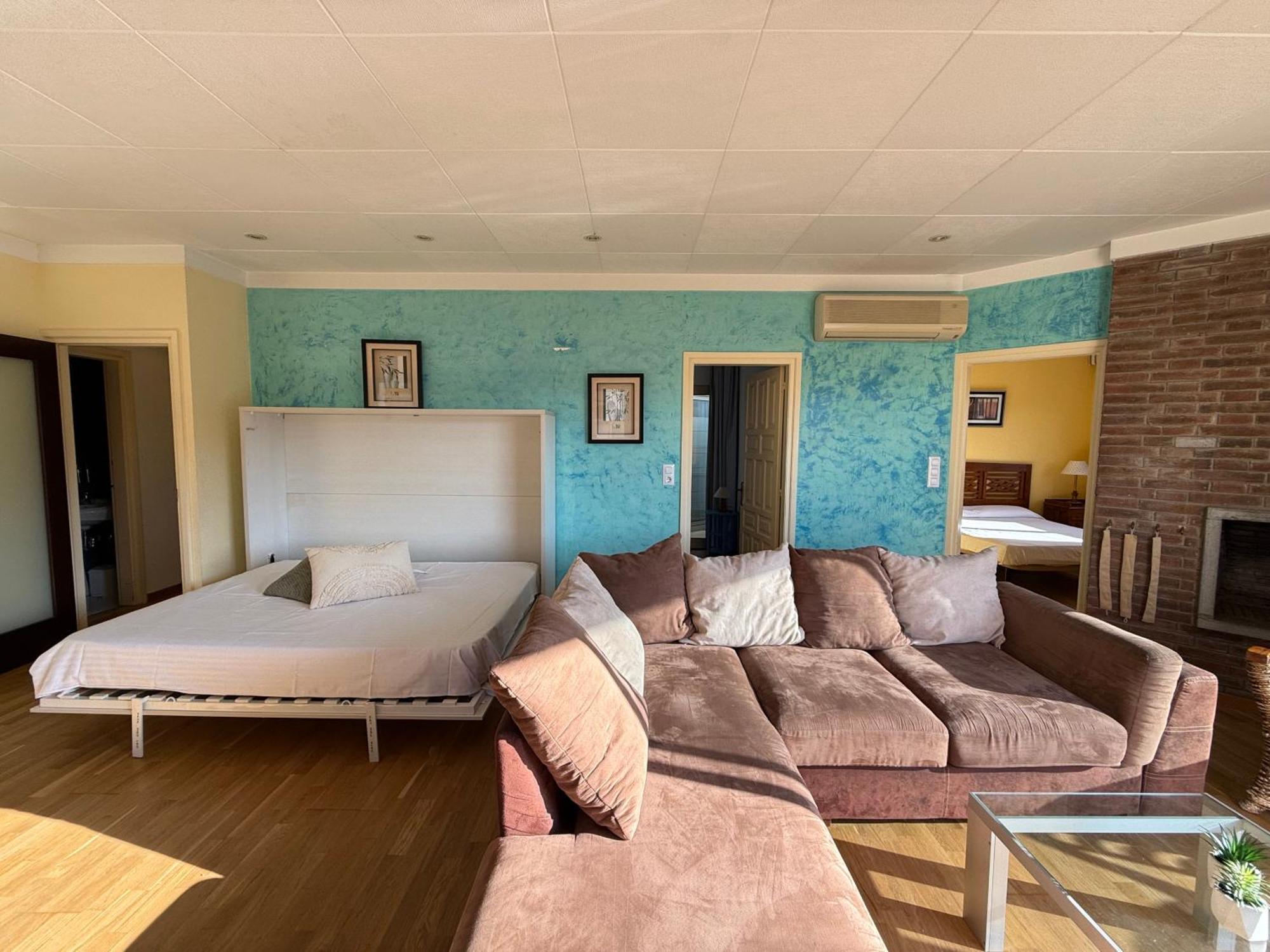 Agi Peater Center Apartment Росес Екстериор снимка