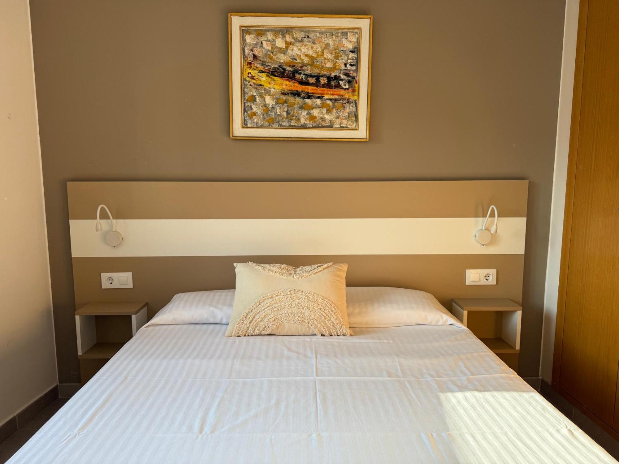 Agi Peater Center Apartment Росес Екстериор снимка