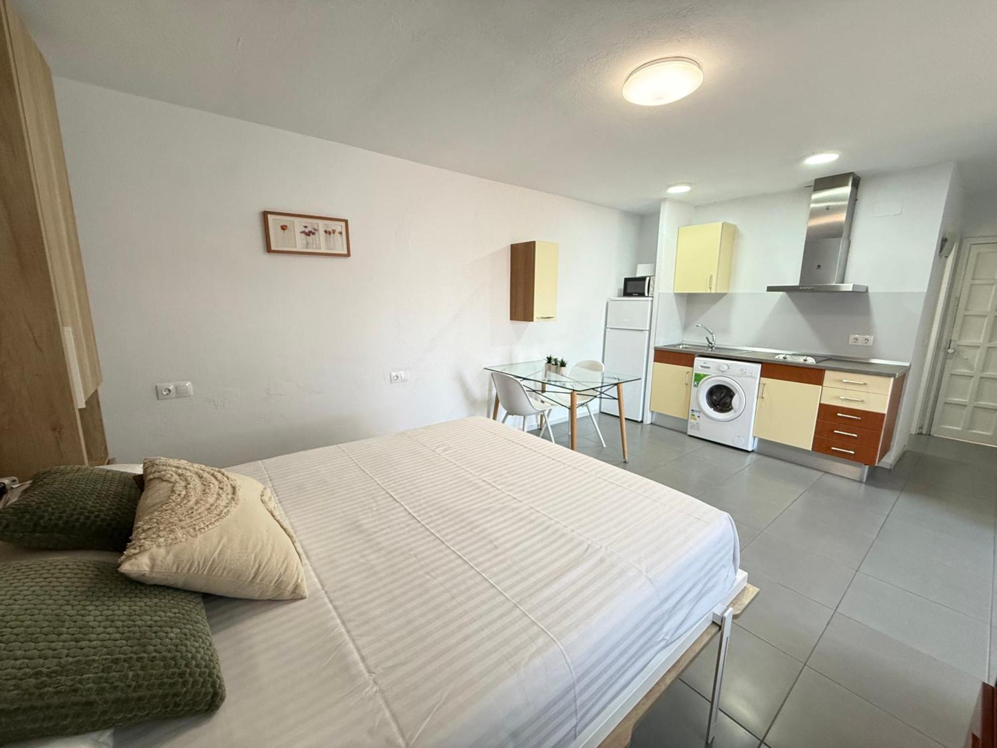 Agi Peater Center Apartment Росес Екстериор снимка