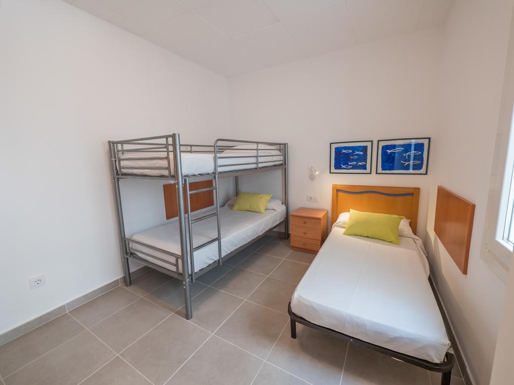 Agi Peater Center Apartment Росес Стая снимка